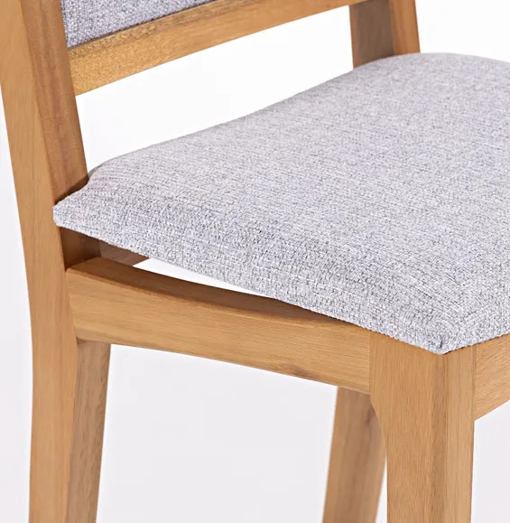 BANQUETA UNE ESTOFADA