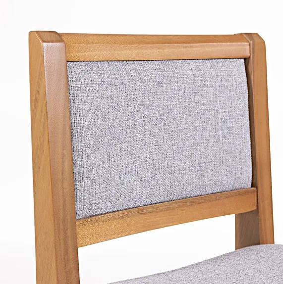 BANQUETA UNE ESTOFADA
